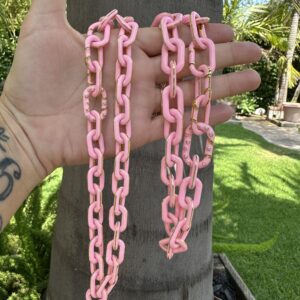 The Elizabeth Chain (MEDIUM)