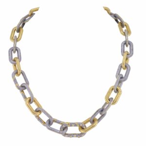 The Two-Toned Lizzie Chain